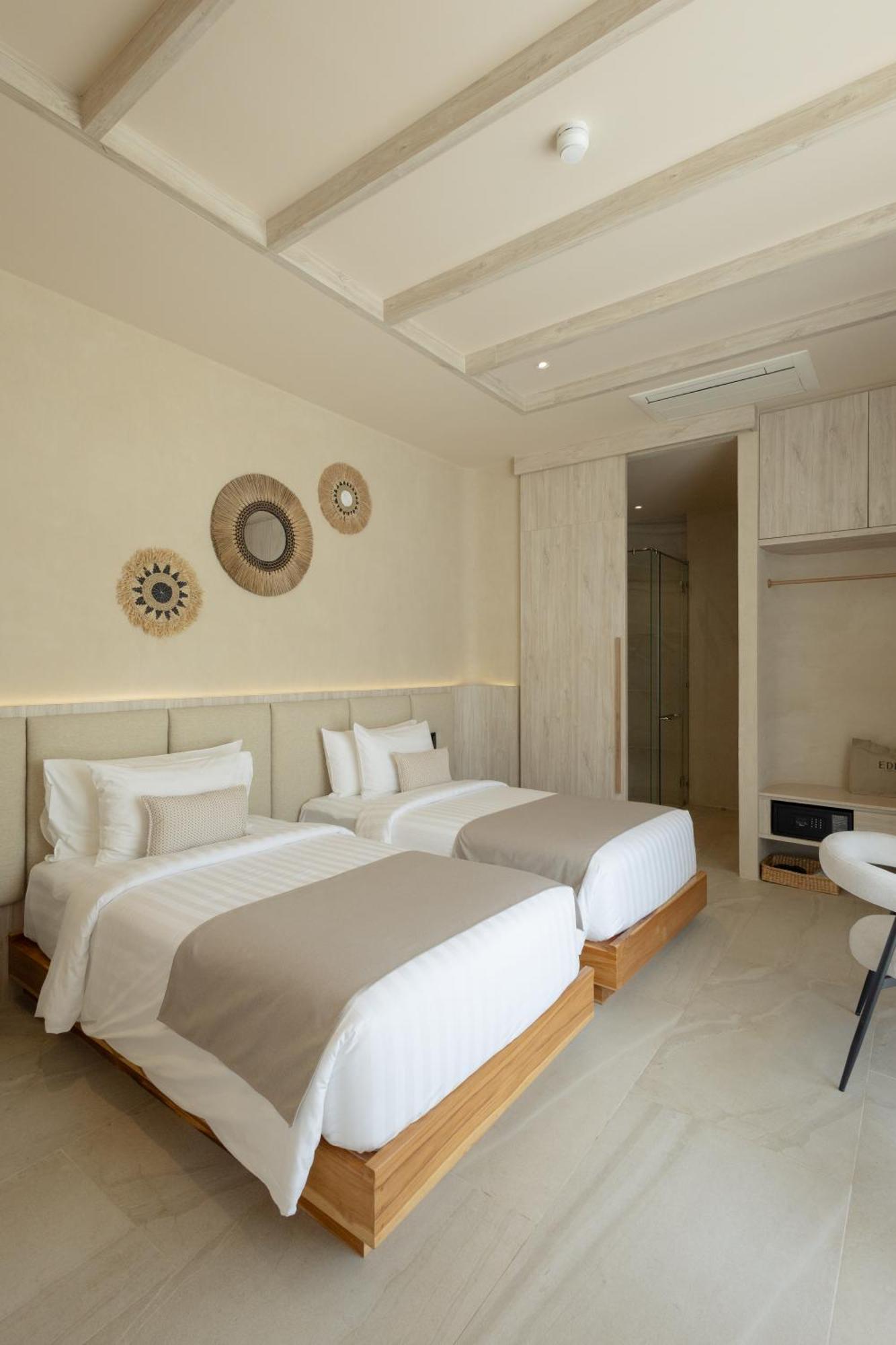 Eden Resort & Villas Phuket Patong Exterior foto